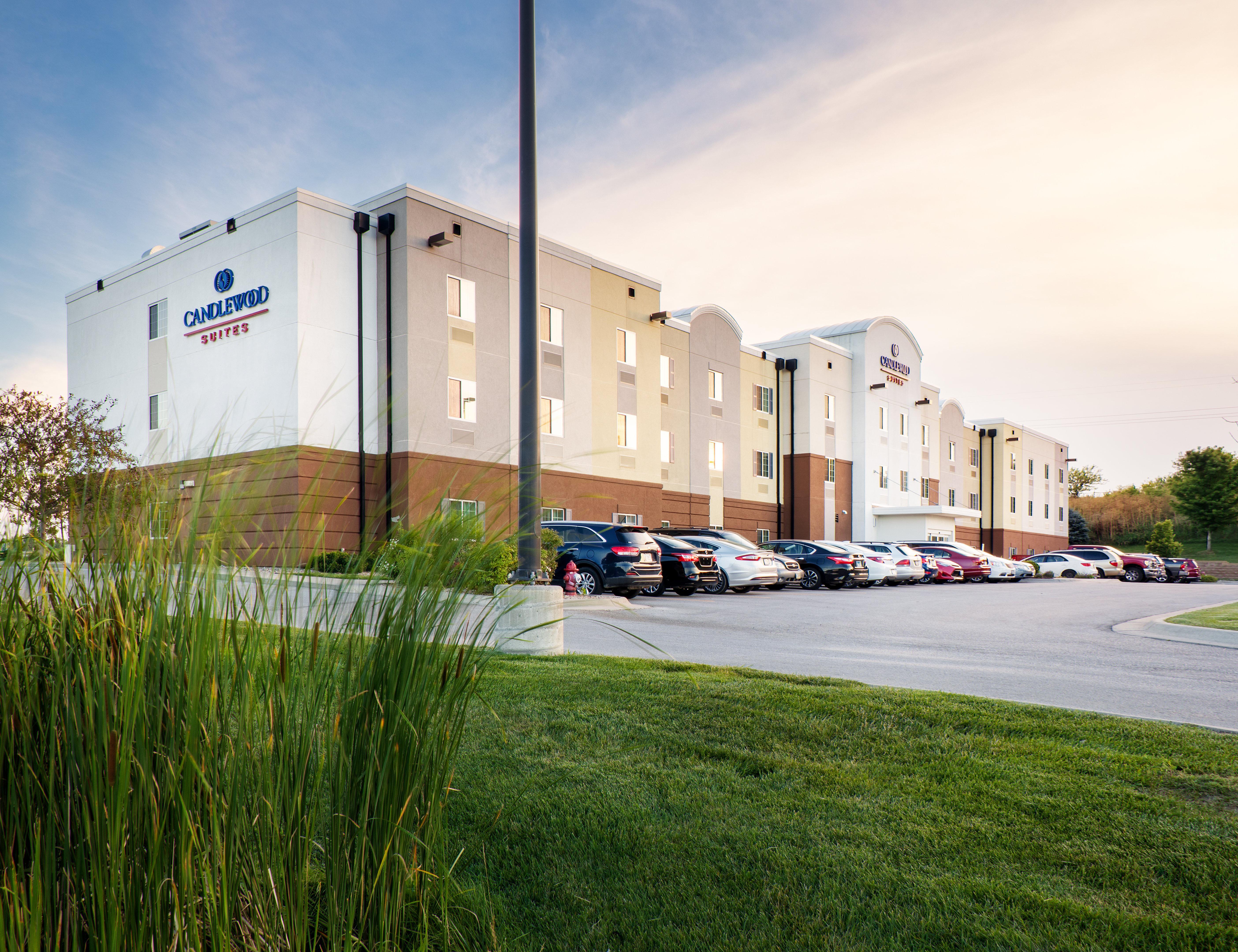 Candlewood Suites Bellevue Exterior foto